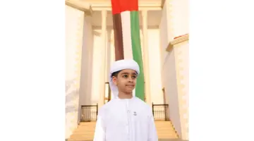 عبدالله الدحيل.. طفل يوثق قيم الانتماء للوطن بصور ملهمة